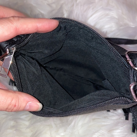 AMICI Black Fringe Shoulder Bag Purse for Girls - Picture 7 of 7